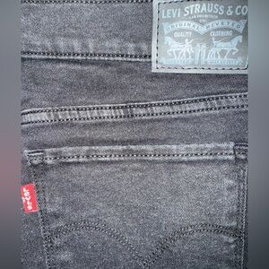 Women’s Levi's Black Jeans with White Care Tags